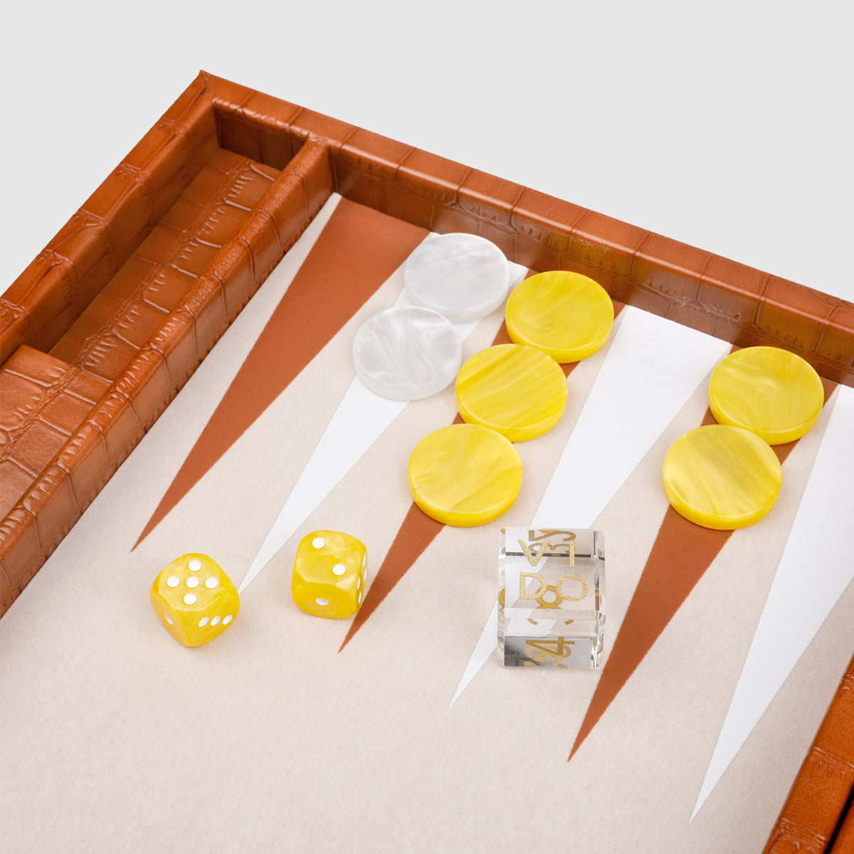 VIDO Medium Backgammon Board Set 15-inch Checkers 29 mm Chestnut Alligator Vegan Leather